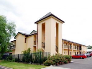 St Marys Park View Motel - Mackay Tourism